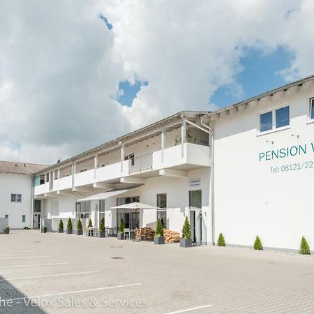 Pension Wess Neufinsing エクステリア 写真